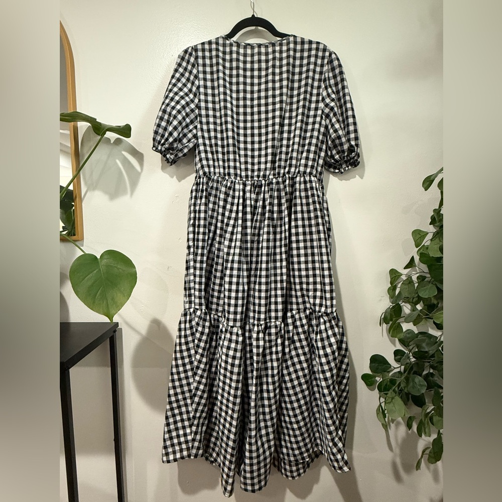 Black and White Gingham Midi Dress with Puff Sleeves - Picture 3 of 3